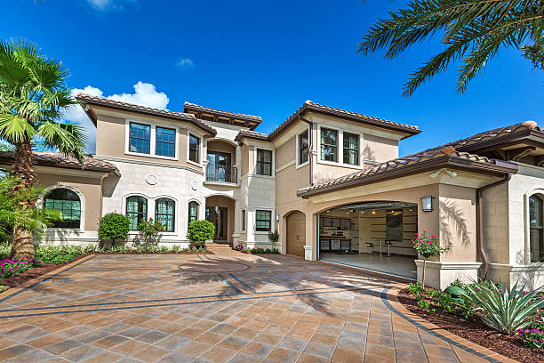 Best Driveway Pavers Near Me  in Mirrormont, WA