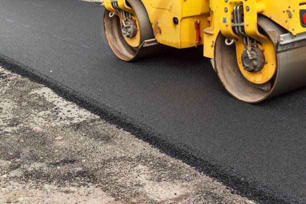 Best Local Driveway Pavers  in Mirrormont, WA